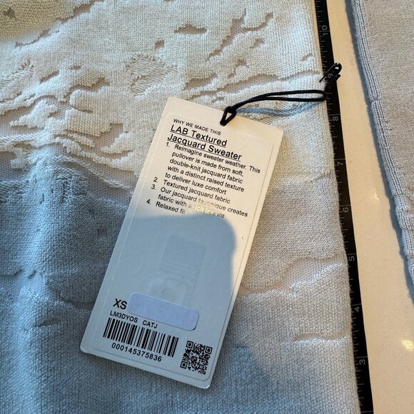 NWT lululemon lab Textured Jacquard Sweater SZ XS Catena Jacquard Light Chrome - Picture 4 of 6
